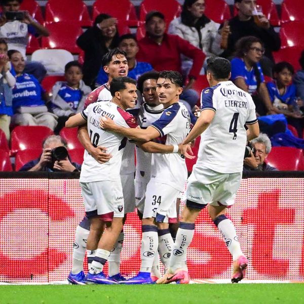 Abolla Atlante corona de campeón de campeones a Cruz Azul