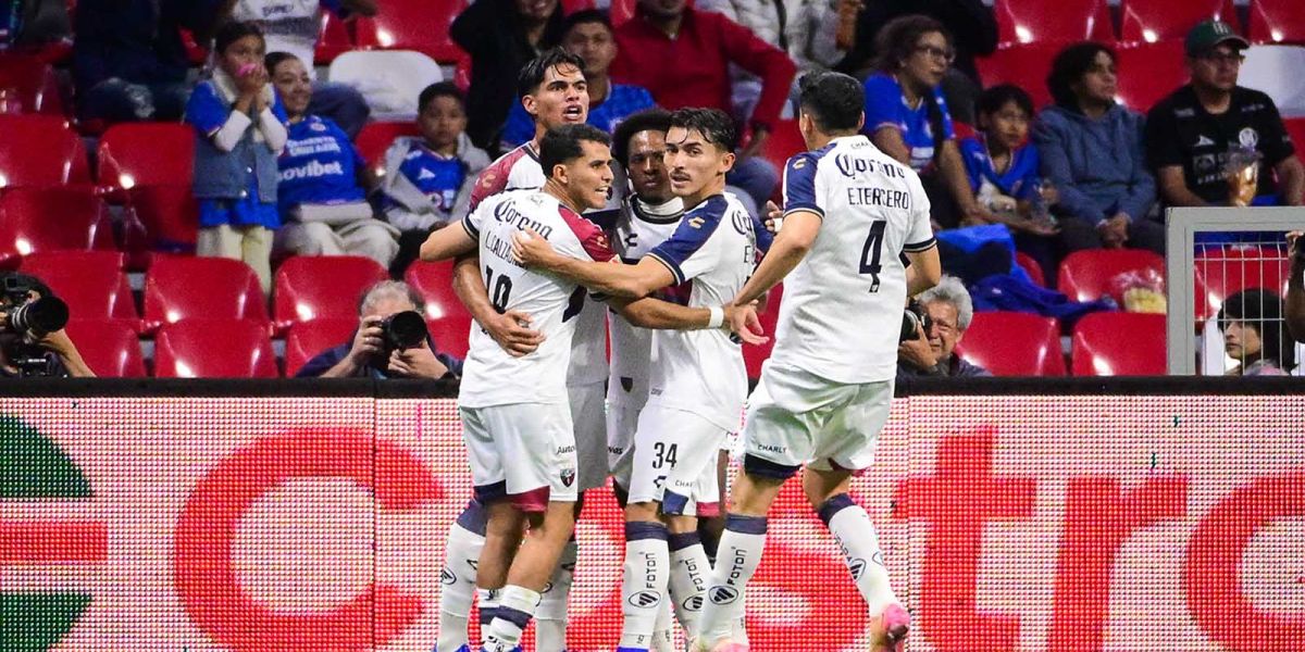 Abolla Atlante corona de campeón de campeones a Cruz Azul