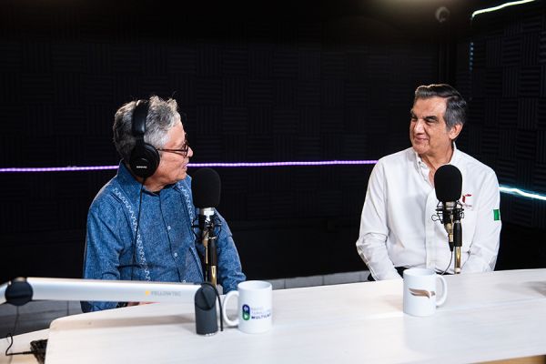 En “Diálogos con Américo”, gobernador destaca avances tecnológicos en salud e infraestructura hospitalaria