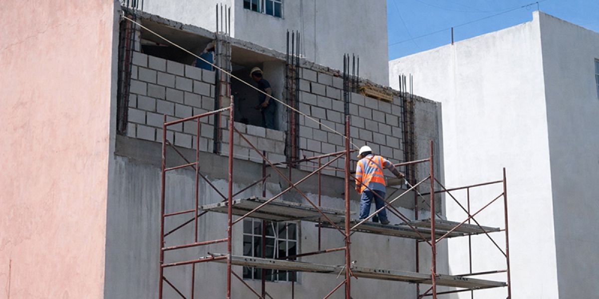 Rehabilita Gobierno de Altamira edificio afectado por explosión en Los Olivos II