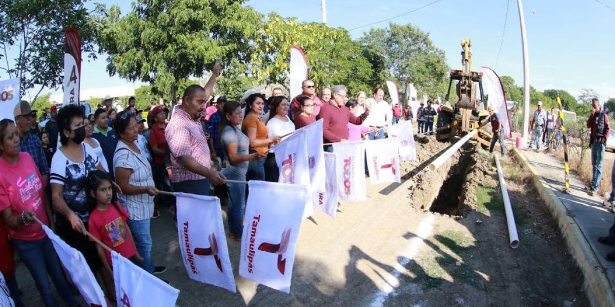 Transforma Armando Martínez vida de familias de Villa Cuauhtémoc