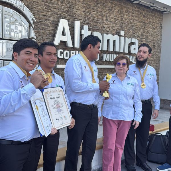 Estudiantes ganan medalla de oro en Corea del Sur con app para niñas y niños con autismo