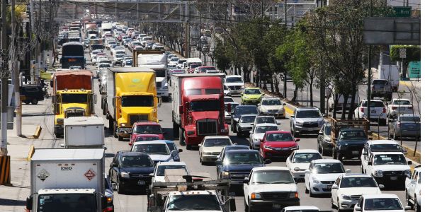 Anuncian transportistas paro indefinido 