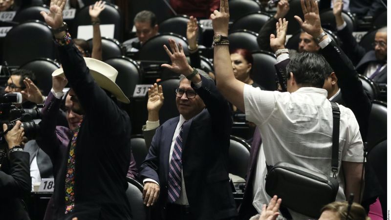 Pide Morena posponer discusión de reforma sobre injerencia extranjera