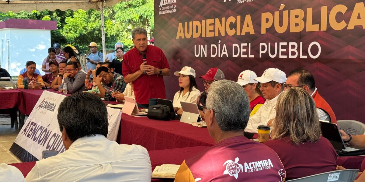 Encabeza Armando Martínez audiencia pública “Un Día con el Pueblo”