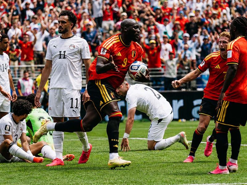 Bélgica evita la derrota ante Egipto con ayuda de un autogol