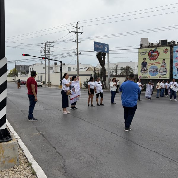 Bloquea colectivo vialidades en Reynosa en protesta por inseguridad