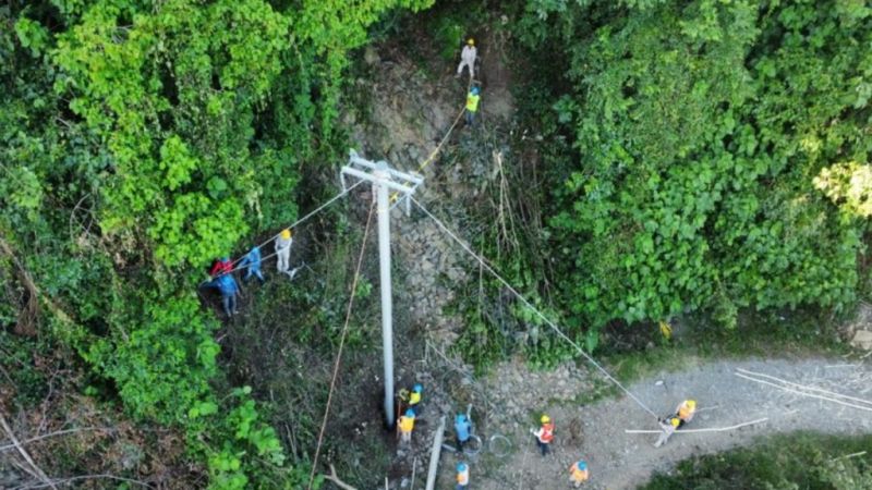 CFE restablece al 100% la energía en cinco estados afectados por lluvias