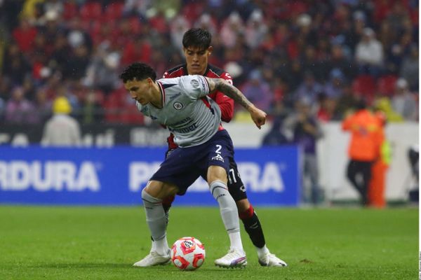 Rescata Cruz Azul empate de último minuto ante el Atlas