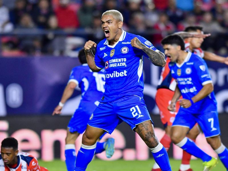 Remonta el Cruz Azul desventaja de 2 goles y vence al San Luis
