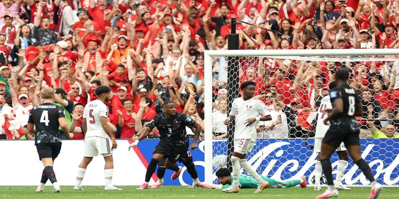 Canadá humilla a Catar goleándolo 6 goles a 0