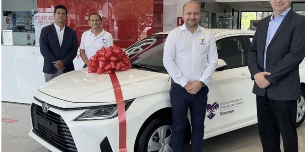 Toyota victoria entrega donativo al CRIT Tamaulipas