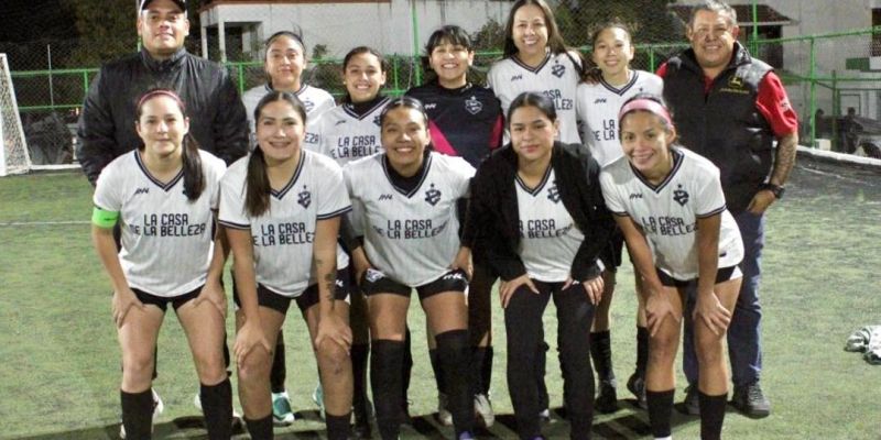 Toman ventaja soccer training y casa de la belleza