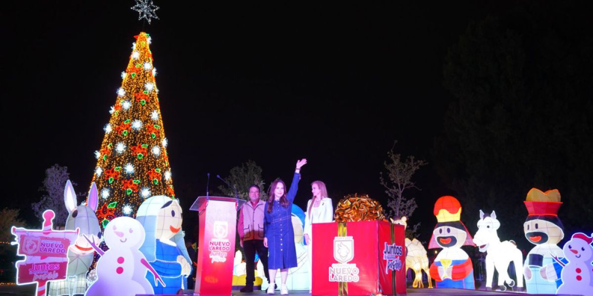 Encienden alcaldesa Carmen Lilia Canturosas junto a cientos familias árbol de navidad en el Viveros Mágico