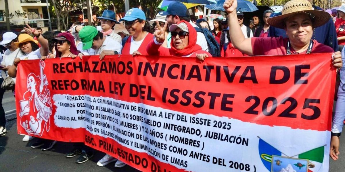 Maestros se pronuncian contra el SNTE