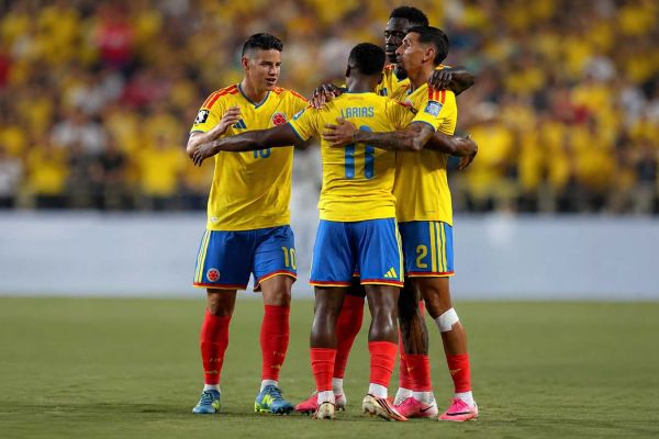 Colombia vence a Ghana por la mínima y va contra Suiza en octavos