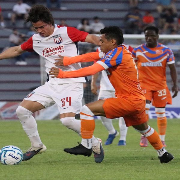 Tapatío remonta y vence a Correcaminos a domicilio