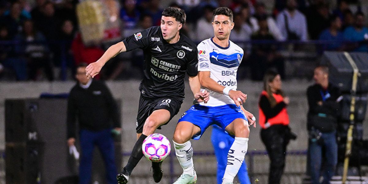 Vence Cruz Azul a Rayados 2 goles a 0