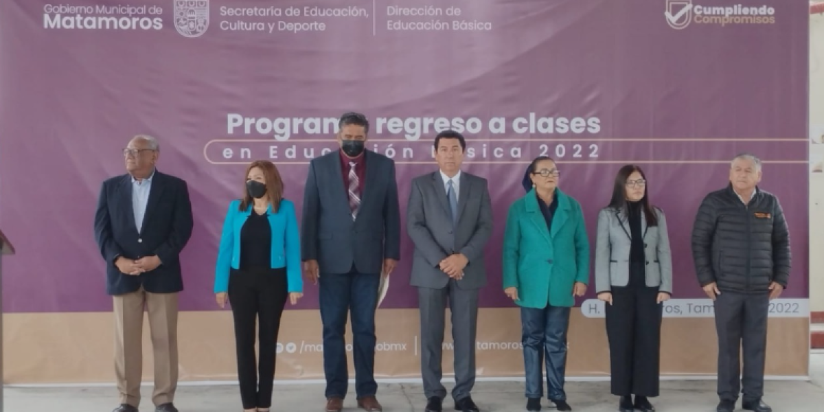 Seguimos cumpliendo compromisos con la educación: Alcalde Mario López