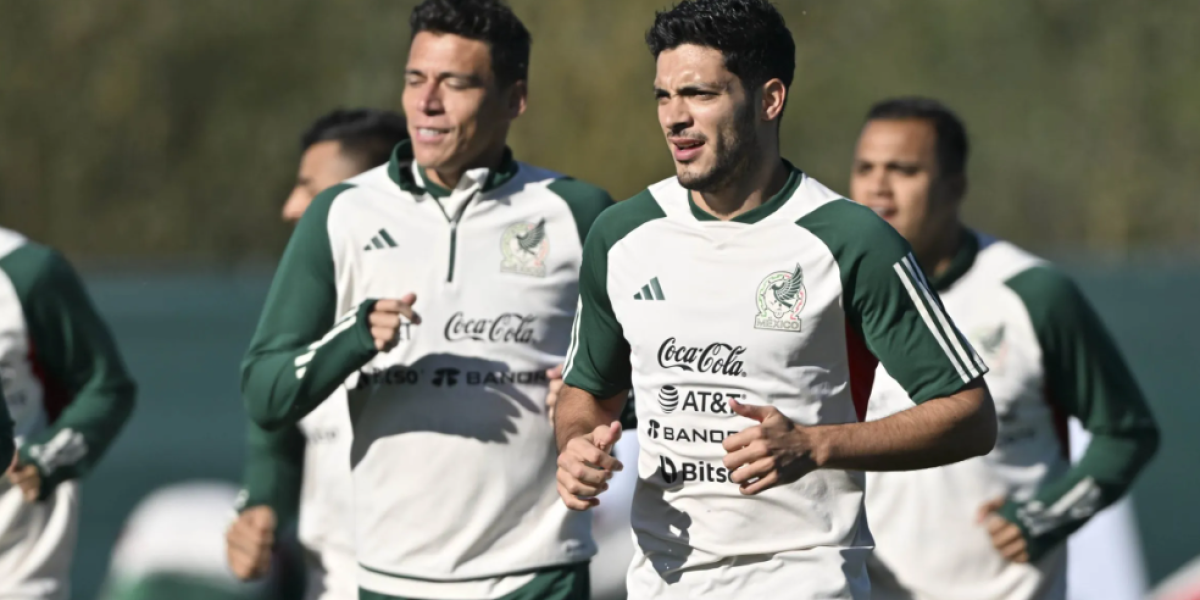 Raúl Jiménez se incorpora a entrenamientos de México rumbo a Qatar