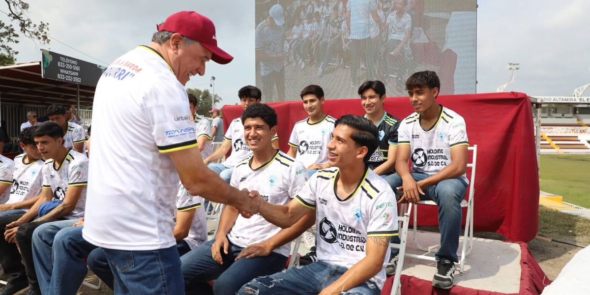 Regresa el fútbol profesional a Altamira