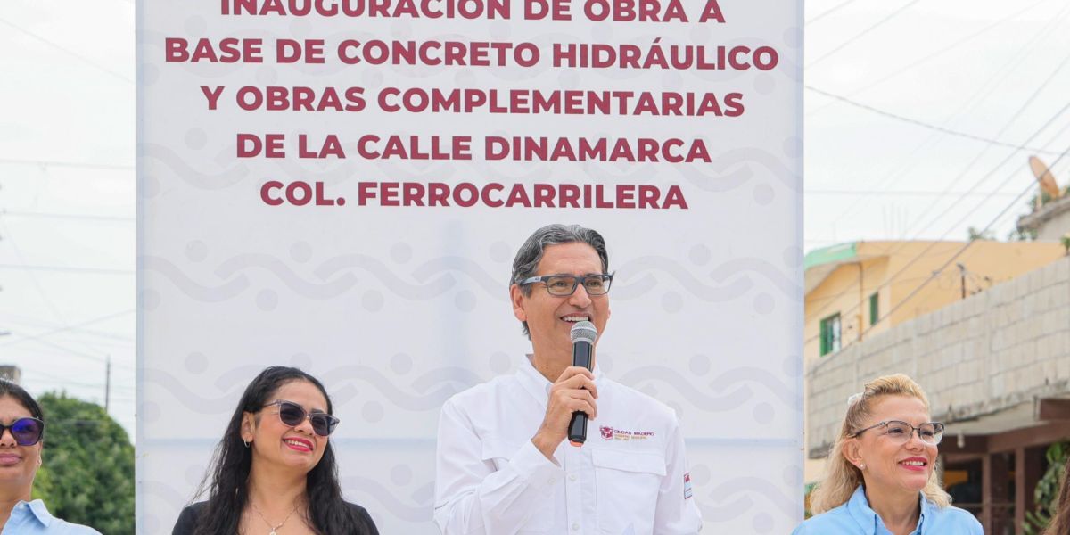 Erasmo González inaugura otra calle más, ahora en la Ferrocarrilera