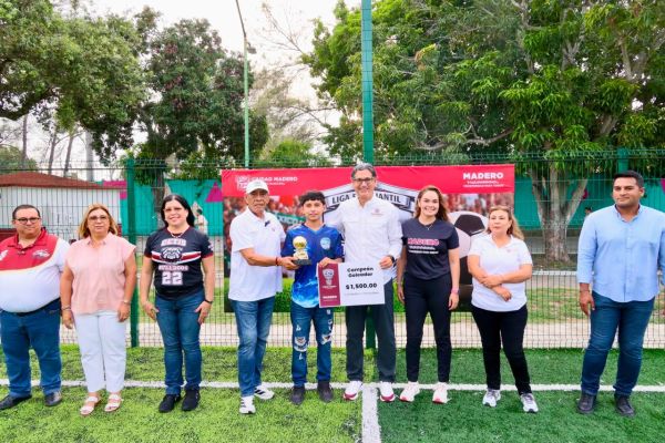 Erasmo González Robledo encabeza premiación de la Liga Inter DGETI Zona Sur 2026