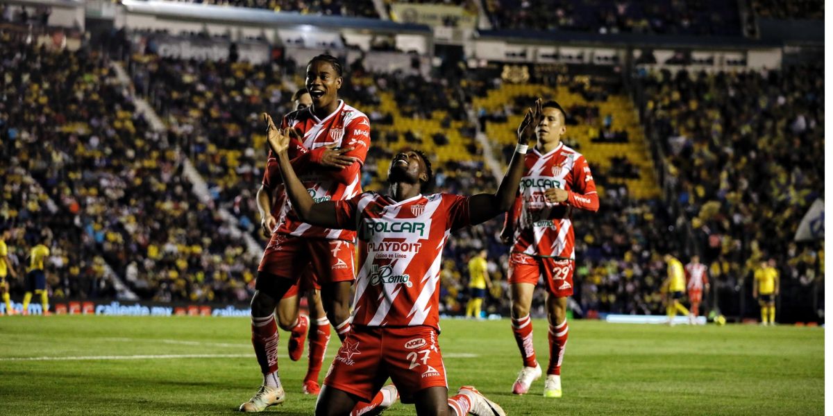 Derrota Necaxa al América y le quita el invicto