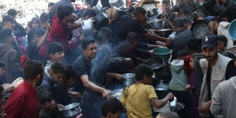 Crisis alimentaria cobra la vida de 21 menores en Gaza