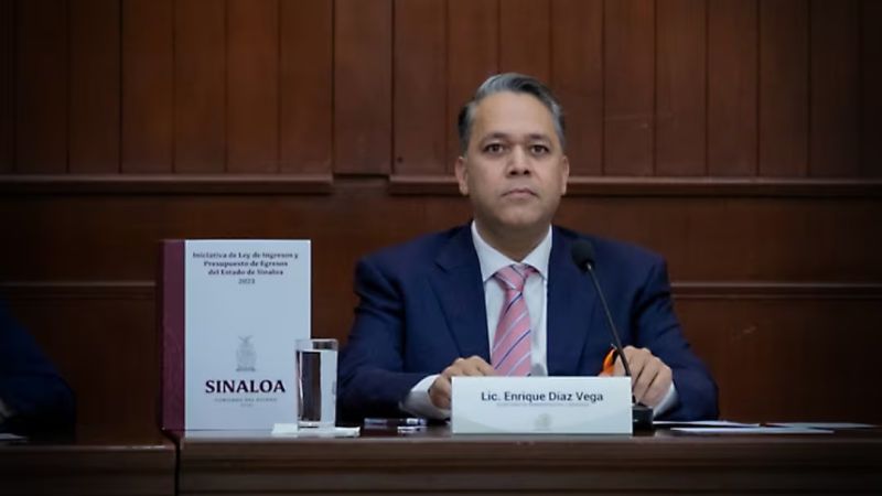 Se entrega en Estados Unidos  ex titular de finanzas de Rocha
