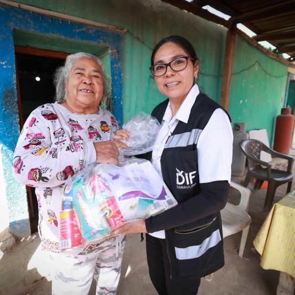 Entrega DIF Tamaulipas canastas alimentarias a población de atención prioritaria ante las bajas temperaturas