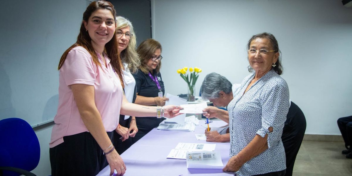 Entrega DIF Tamaulipas estímulos económicos a personas adultas mayores de 25 municipios