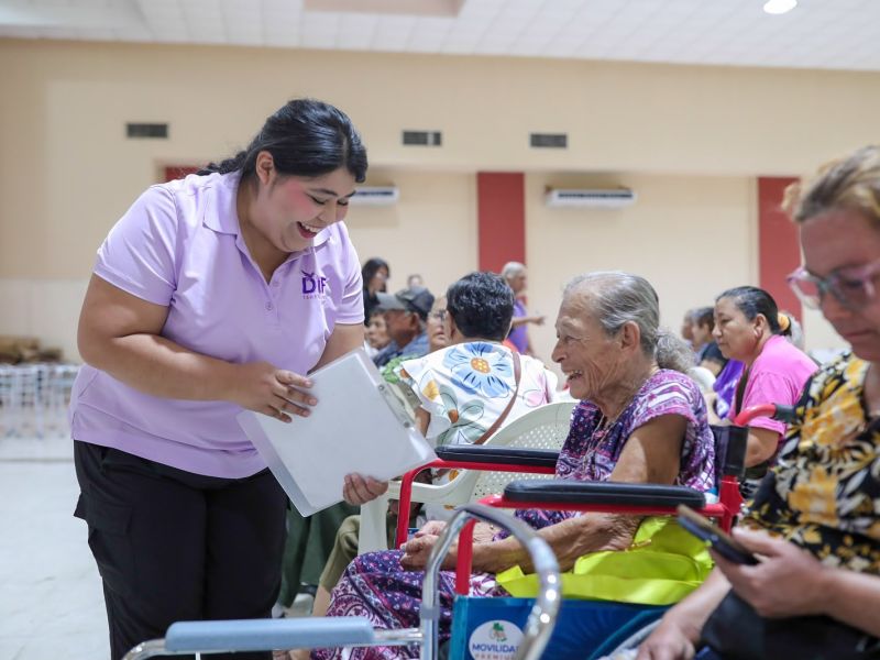 Acerca DIF Tamaulipas apoyos funcionales y de salud a quienes más lo necesitan
