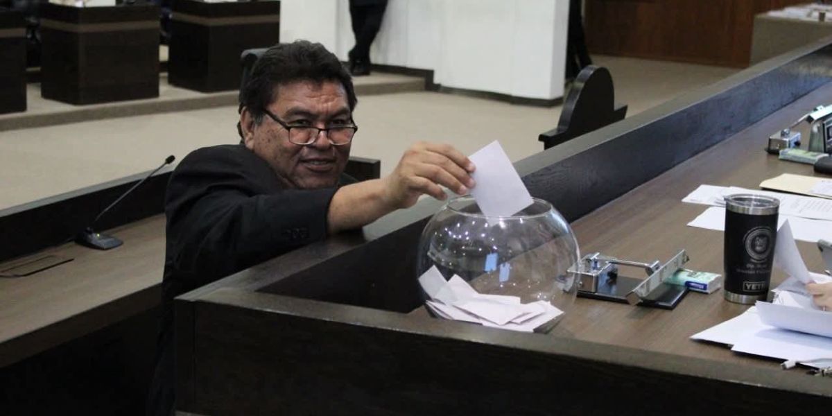 Apenas trabaja en el Congreso …y quiere ser alcalde de Mante