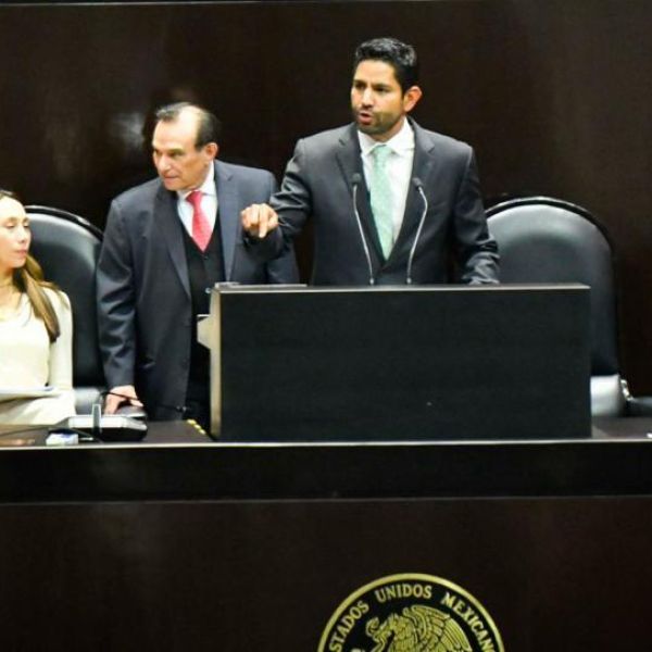 Hunde más ASF a Taddei: Sobreprecios en contratos