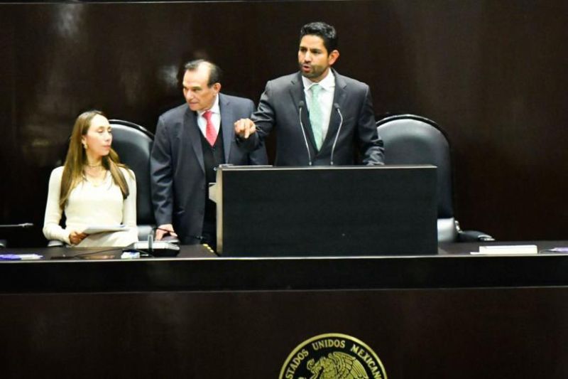 Hunde más ASF a Taddei: Sobreprecios en contratos