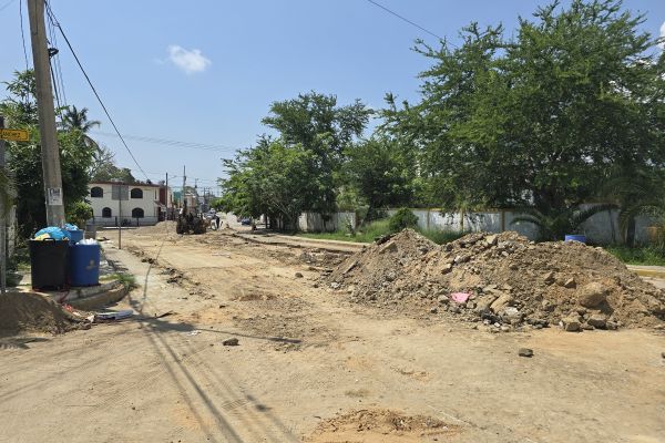 Obras inconclusas de COMAPA Sur generan molestias en Ciudad Madero