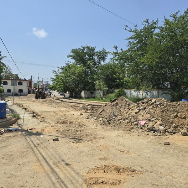 Obras inconclusas de COMAPA Sur generan molestias en Ciudad Madero