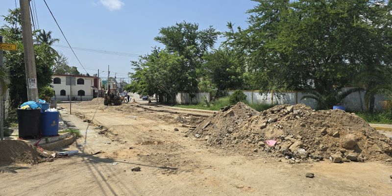 Obras inconclusas de COMAPA Sur generan molestias en Ciudad Madero