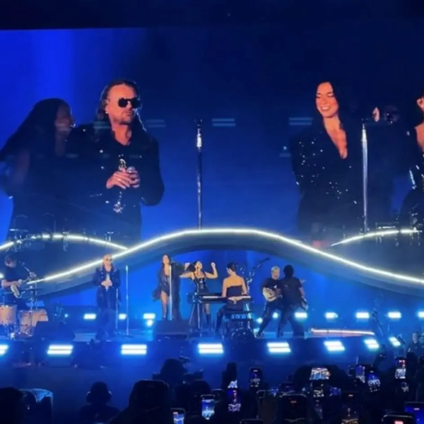 Fher de Maná sorprende al público al cantar con Dua Lipa en CDMX