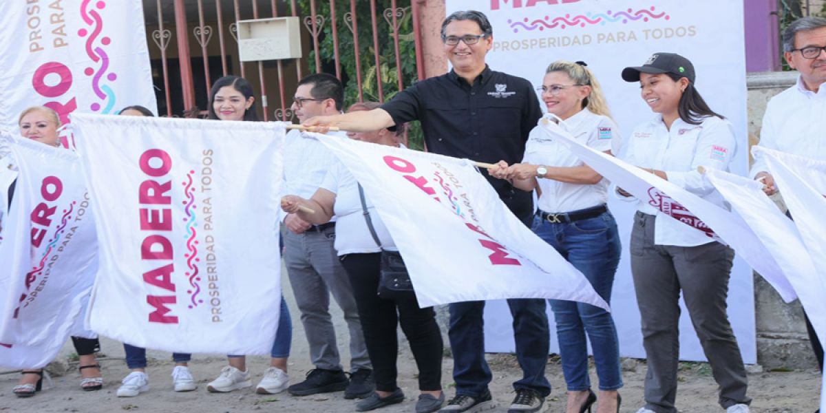 Erasmo González inicia nuevas obras de pavimentación