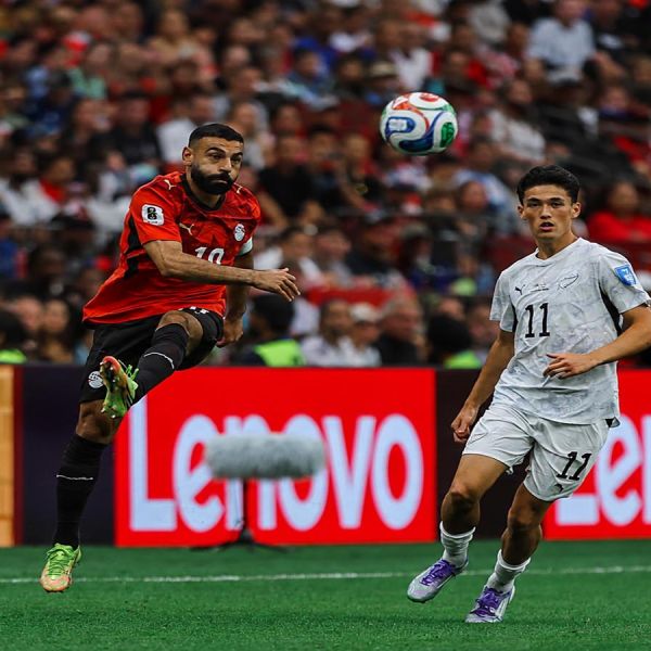 Egipto remonta y vence a Nueva Zelanda por 3 goles a 1