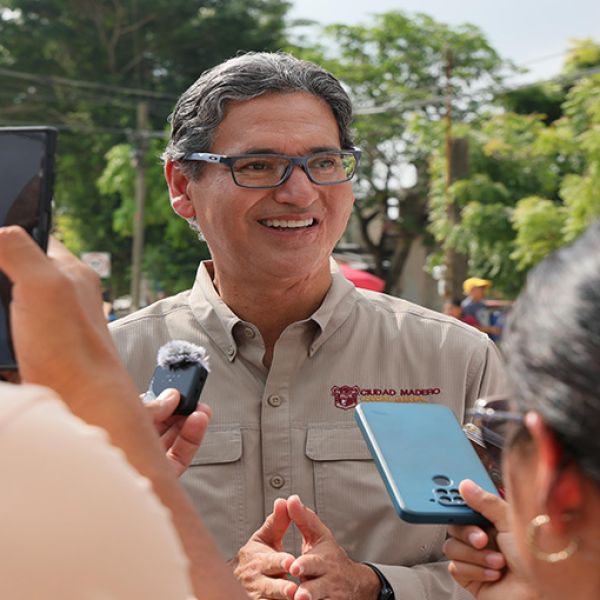 Impulsa Erasmo la conformación de una Policía Turística