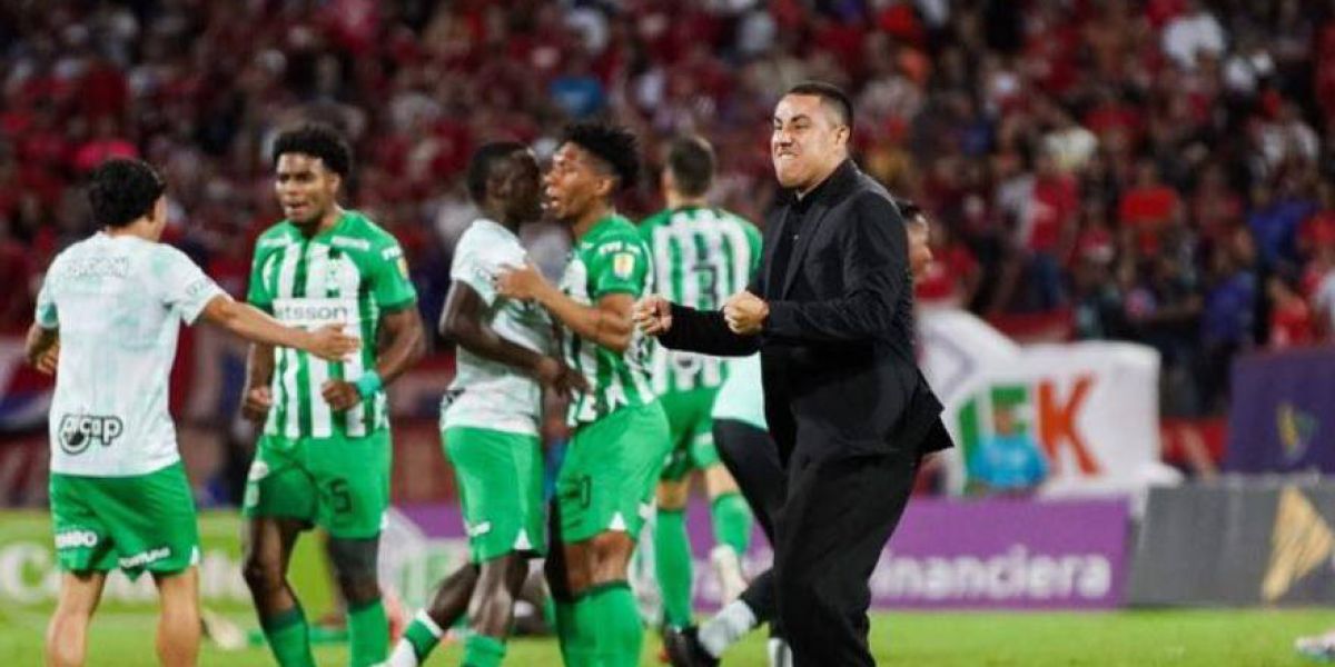 Entrenador mexicano es vetado de los estadios en Colombia por 3 años