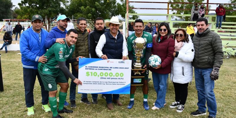 Rugido de campeonato León en Llera