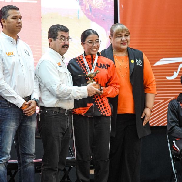 Reconocen a deportistas la UAT a medallistas ANUIES 2025