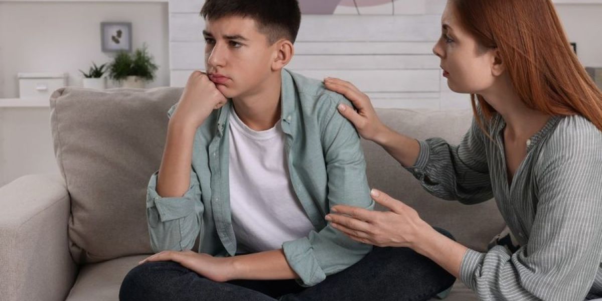 El cerebro de un adolescente comienza a ignorar la voz de su madre alrededor de los 13 años, según un estudio de Stanford