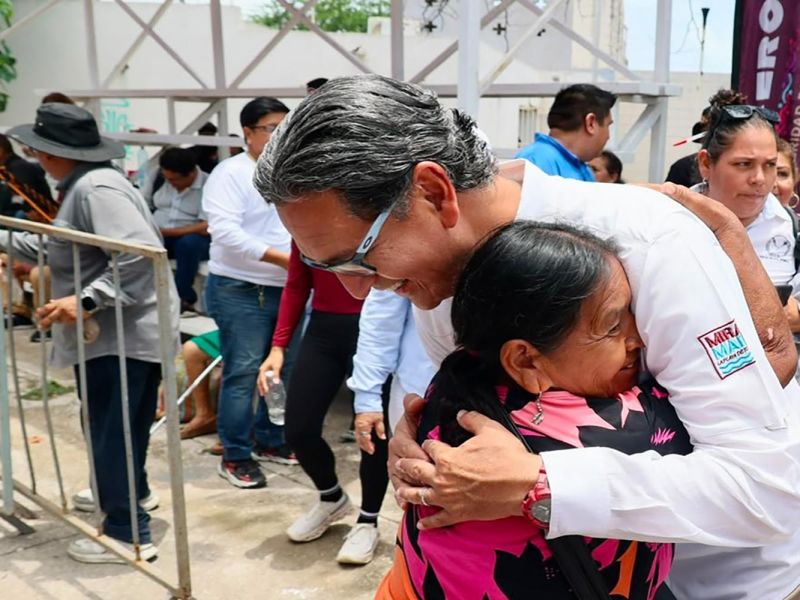 Erasmo González Robledo lleva con éxito el programa “Gobierno en tu Colonia” a la colonia 15 de Mayo