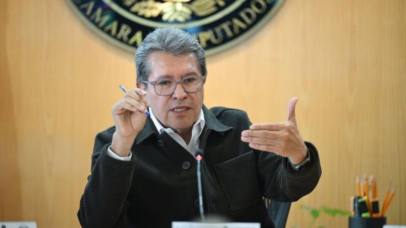 Propone nacionalizar bancos; Monreal lo llama ‘trasnochado’