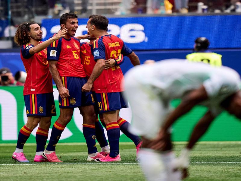 España a octavos al vencer a Austria 3 -0